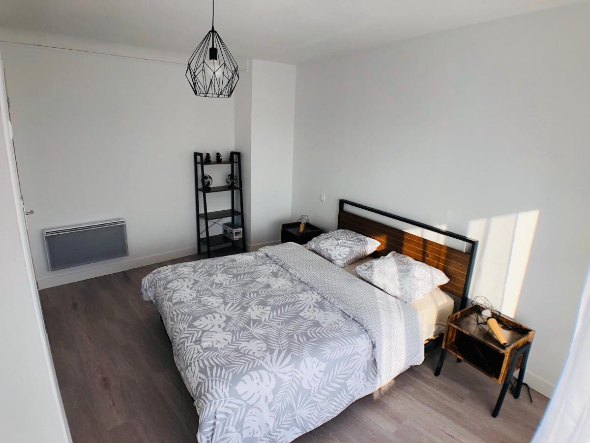 Charmant Appartement 1-4 Personnes, Proche Centre Avec Parking Nantes Exterior foto